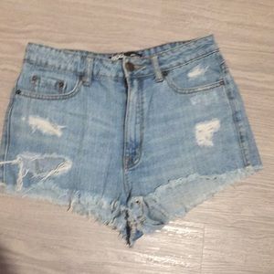 Distressed high waisted shorts